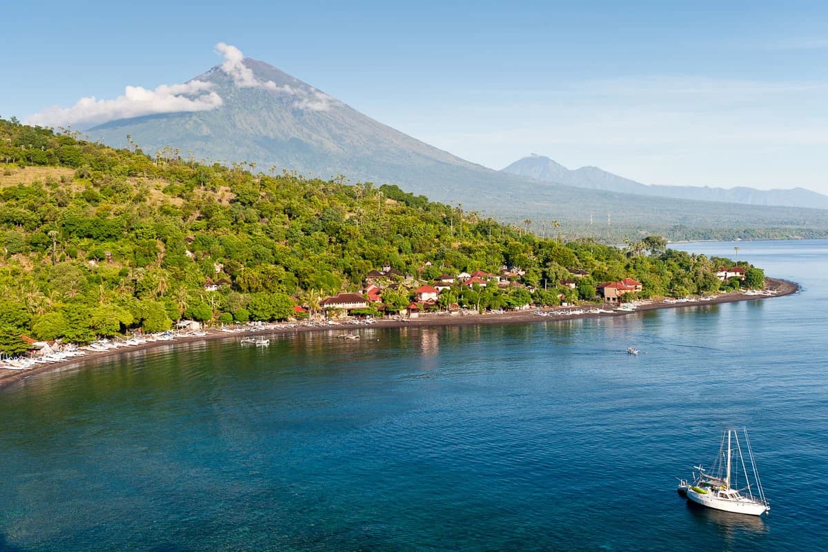 Eco-Conscious Scuba Diving Vacations for Sustainable Adventure Seekers